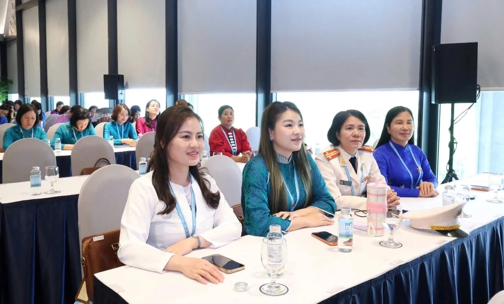 Đoàn đại biểu phụ nữ Thanh Hóa tham gia nhiều hoạt động tại Đại hội đại biểu Phụ nữ toàn quốc lần thứ XIV