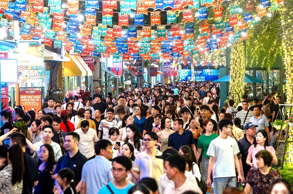 Bãi Cháy và làn sóng nghỉ dưỡng ngắn ngày: Thời cơ vàng cho nhà đầu tư