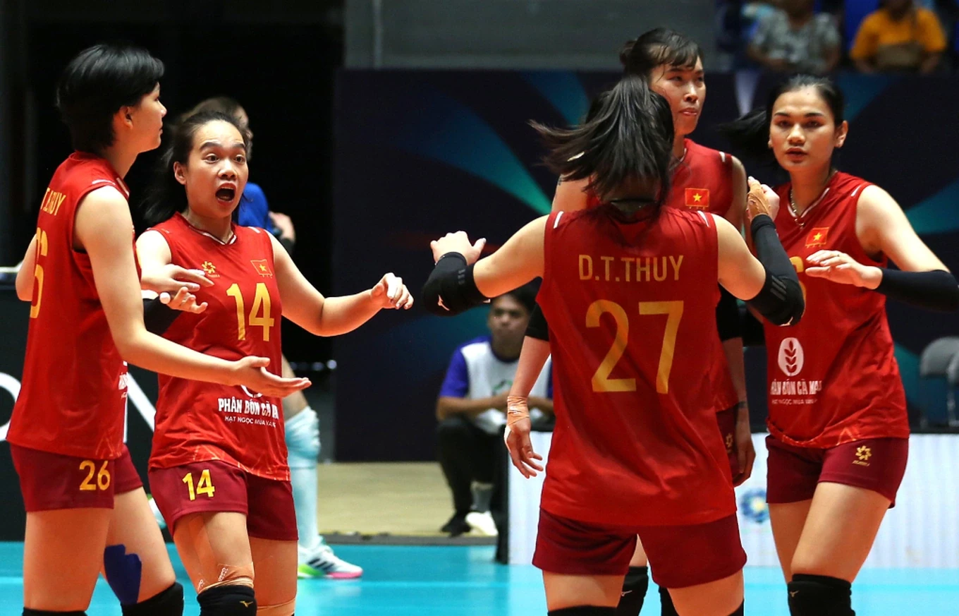 Nhật Bản nối dài mạch bất bại của bóng đá châu Á tại World Cup; CLB Công an TP Hồ Chí Minh đăng quang Cúp Quốc gia 2025-2026