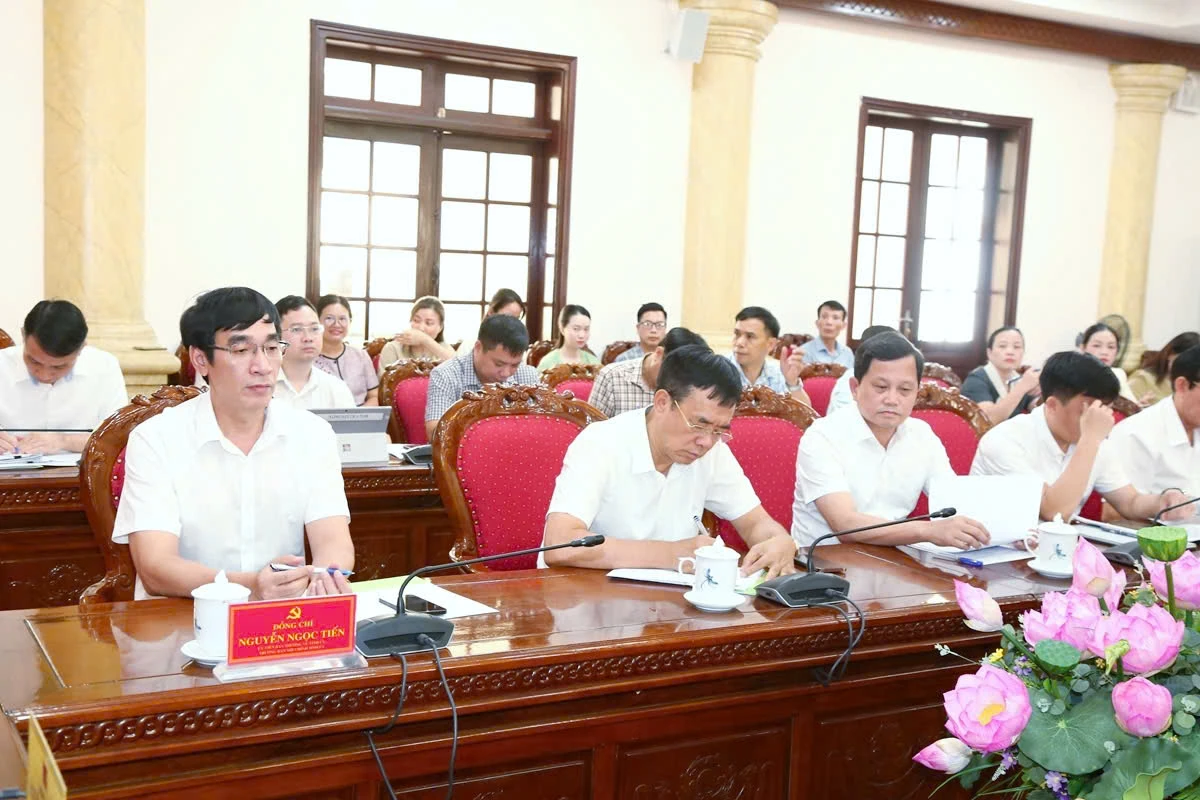 Xử lý từ sớm, từ xa các vấn đề phức tạp, nhạy cảm, nổi cộm về an ninh chính trị, trật tự an toàn xã hội