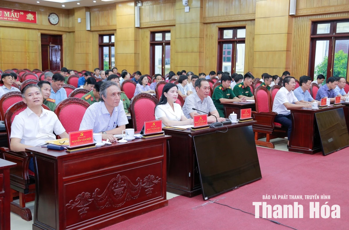 Thực hiện công tác kiểm tra, giám sát theo hướng chủ động, hiệu quả, gắn chặt với kiểm soát quyền lực
