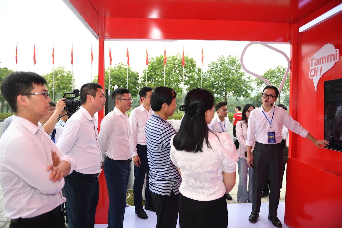 Viettel giới thiệu mô hình chuyển đổi số địa phương toàn diện đầu tiên được triển khai tại Hà Nội