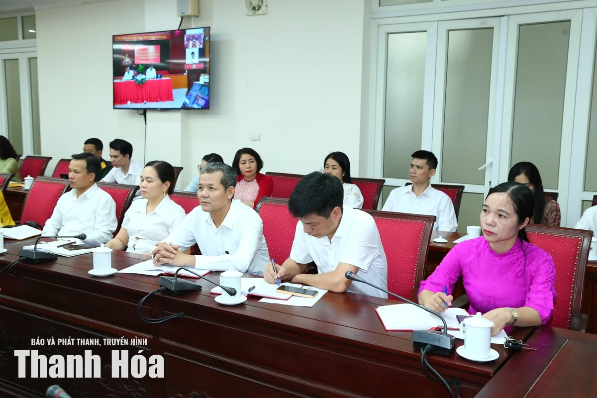 Xây dựng đội ngũ cán bộ ngành tổ chức xây dựng Đảng đáp ứng yêu cầu nhiệm vụ trong giai đoạn phát triển mới