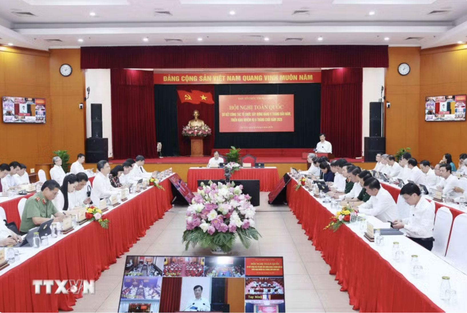 Xây dựng đội ngũ cán bộ ngành tổ chức xây dựng Đảng đáp ứng yêu cầu nhiệm vụ trong giai đoạn phát triển mới