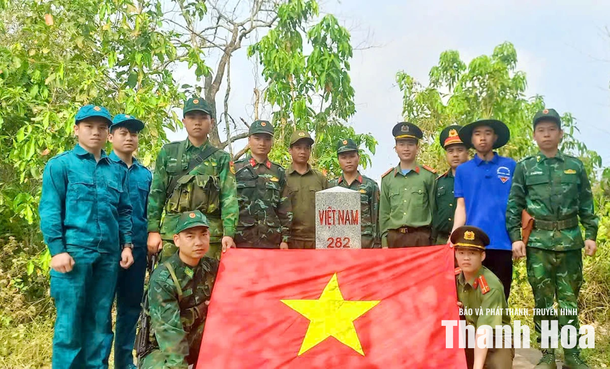 Giữ vững an ninh từ sớm, từ xa, từ cơ sở