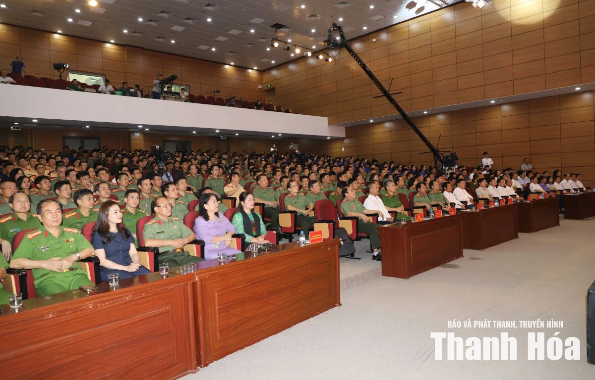 Xúc động Chương trình giao lưu “80 năm giữ trọn lời thề”