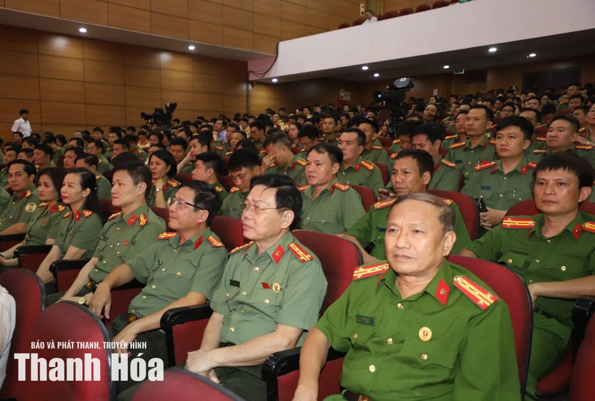 Xúc động Chương trình giao lưu “80 năm giữ trọn lời thề”