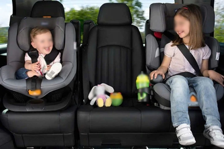 Bỏ quy định phạt tiền đối với lái xe ô tô chở trẻ em dưới 10 tuổi không sử dụng thiết bị an toàn phù hợp