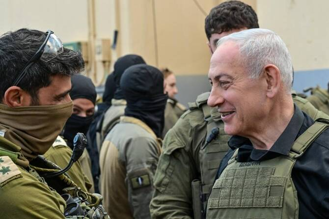 Thủ tướng Israel Benjamin Netanyahu lần đầu tiên thăm khu vực do quân đội Israel kiểm soát tại miền Nam Lebanon