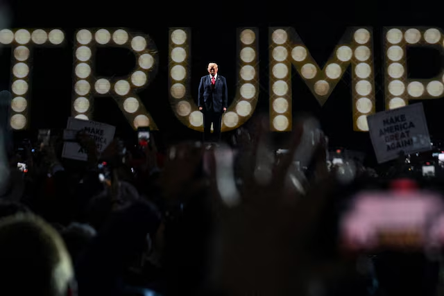 Ông Trump lần đầu triệu tập đại hội giữa nhiệm kỳ của đảng Cộng hòa