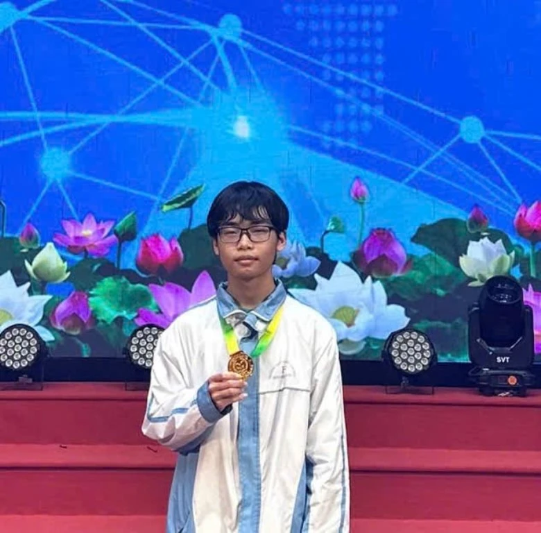 Hai học sinh Thanh Hóa được chọn vào Đội tuyển Việt Nam dự thi Olympic Thiên văn và Vật lý thiên văn quốc tế