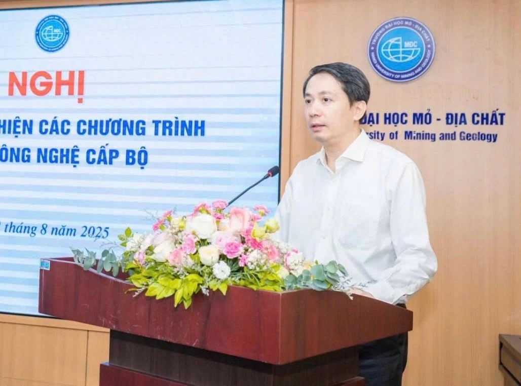 Thủ tướng Chính phủ bổ nhiệm 2 Thứ trưởng Bộ Giáo dục và Đào tạo