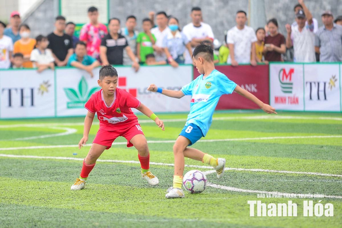 Vỡ òa cảm xúc trong ngày đăng quang Giải Bóng đá Nhi đồng Báo và Phát thanh, truyền hình Thanh Hóa lần thứ V
