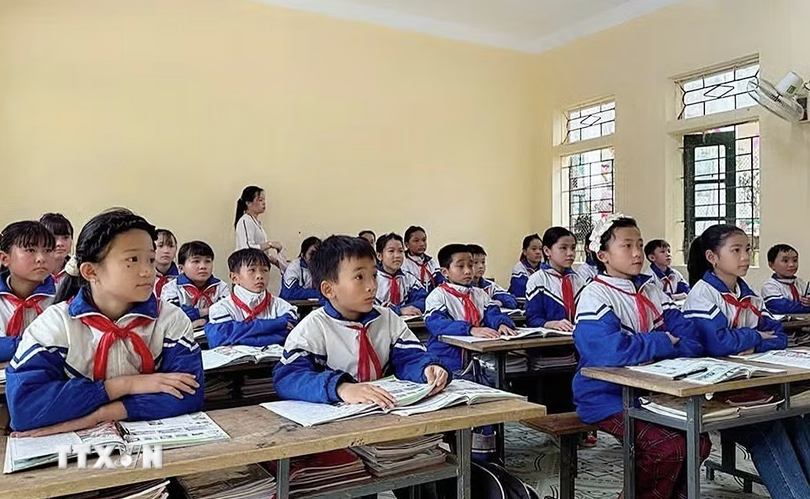 Xây dựng trường học, củng cố những cột mốc mềm về giáo dục vùng biên giới