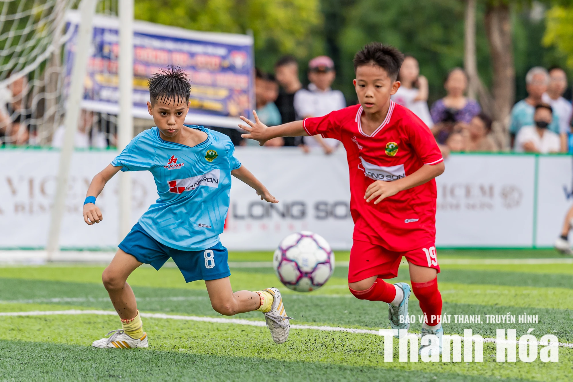 U10 phường Hạc Thành vô địch trên sân nhà