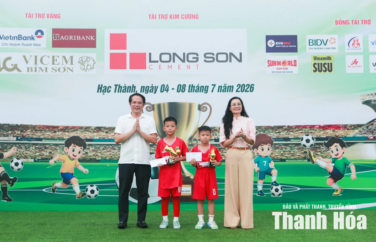 Giải Bóng đá Nhi đồng Báo và Phát thanh, truyền hình Thanh Hóa lần thứ V thành công rực rỡ