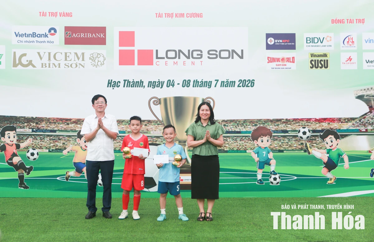 Giải Bóng đá Nhi đồng Báo và Phát thanh, truyền hình Thanh Hóa lần thứ V thành công rực rỡ