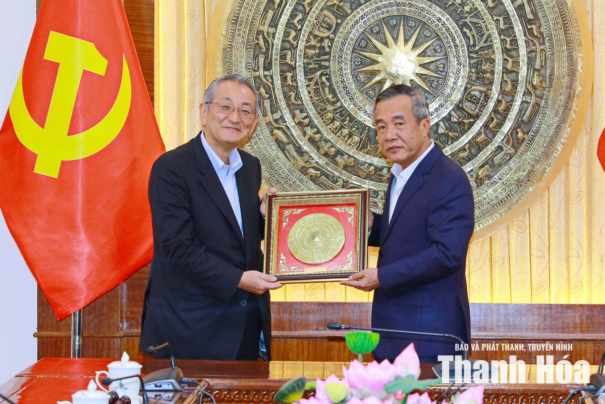 Bí thư Tỉnh ủy Lê Đức Thái tiếp và làm việc với Tổng Giám đốc Công ty TNHH Idemitsu Việt Nam