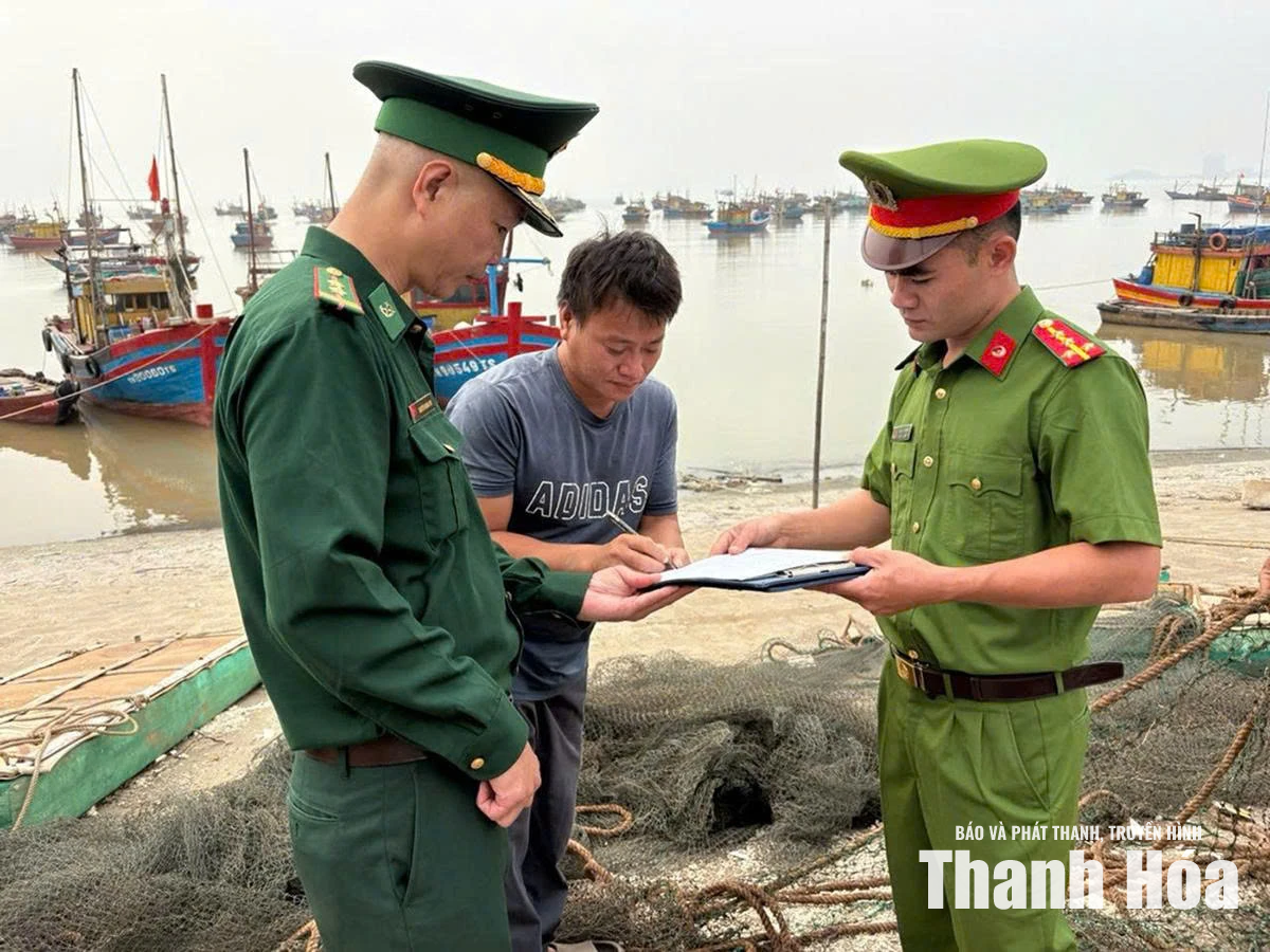 Siết chặt quản lý, thu hồi vũ khí, vật liệu nổ: Giữ bình yên tuyến biển