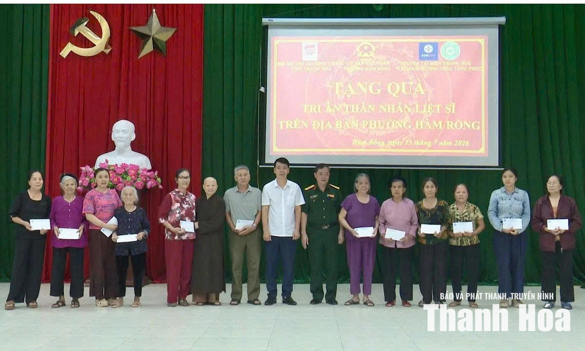 Tỏa sáng những tấm lòng nhân ái