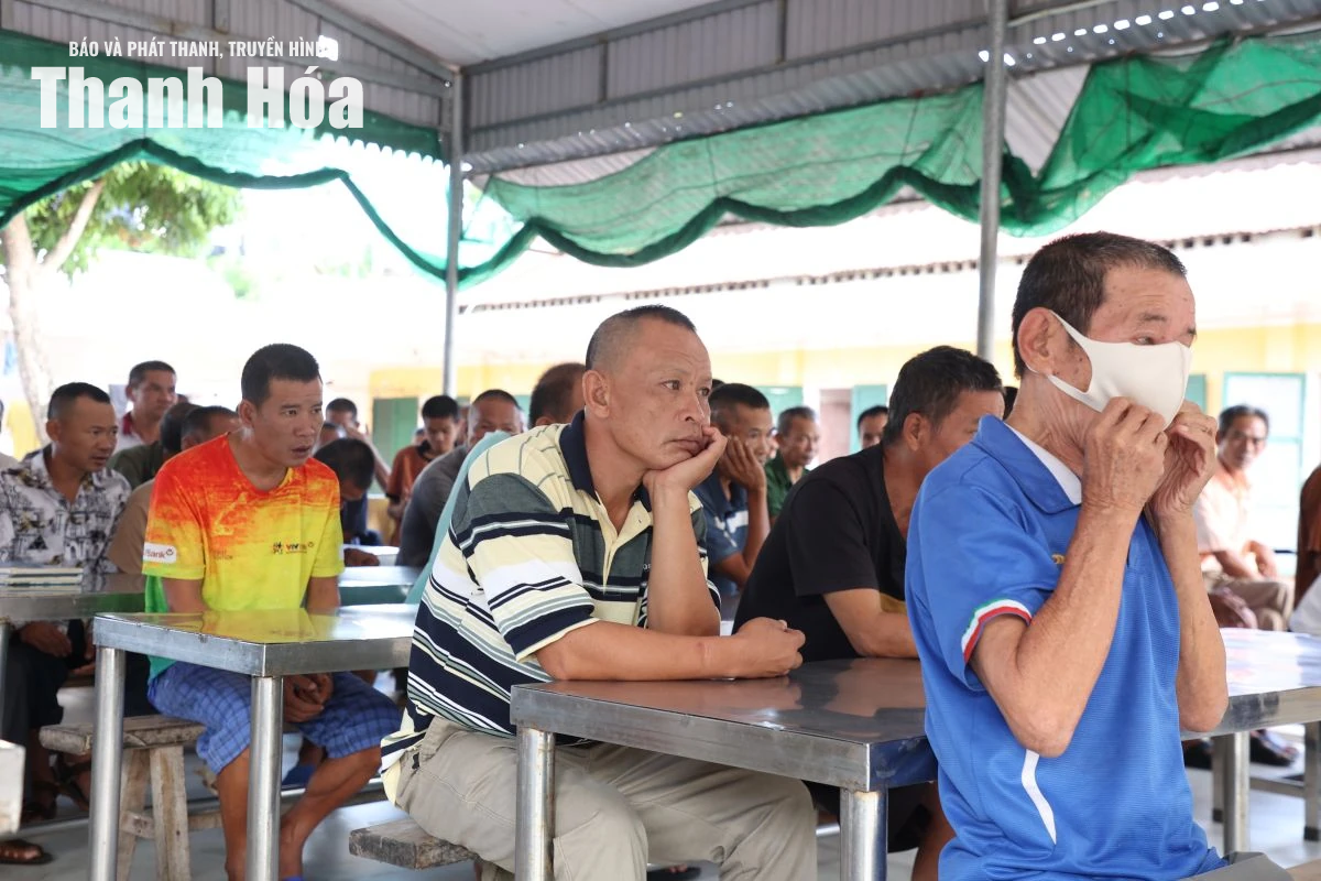 Buổi khám bệnh đặc biệt tại Trung tâm Bảo trợ xã hội Thanh Hóa