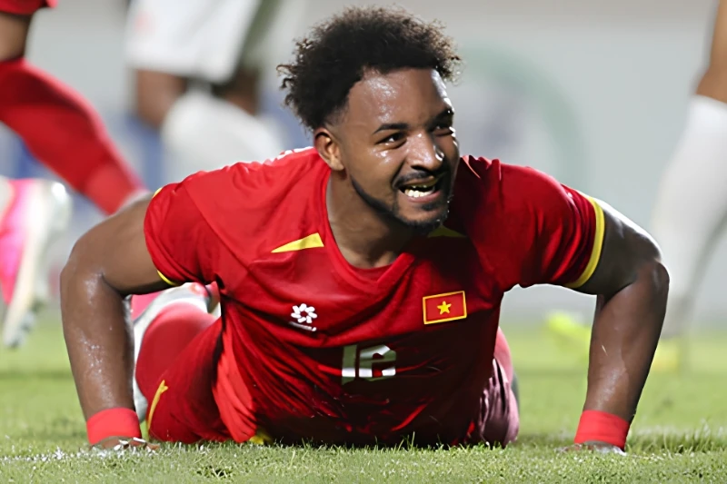 Đội tuyển Việt Nam lo lắng về tình trạng sức khỏe của Xuân Son; Trận tranh hạng ba World Cup 2026 kết thúc với tỷ số không tưởng