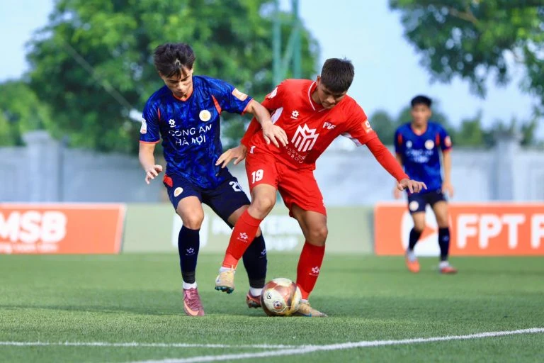 Bài toán nhân sự và mục tiêu kép của HLV Kim Sang Sik; Giá vé chung kết World Cup 2026 lập kỷ lục tại Mỹ