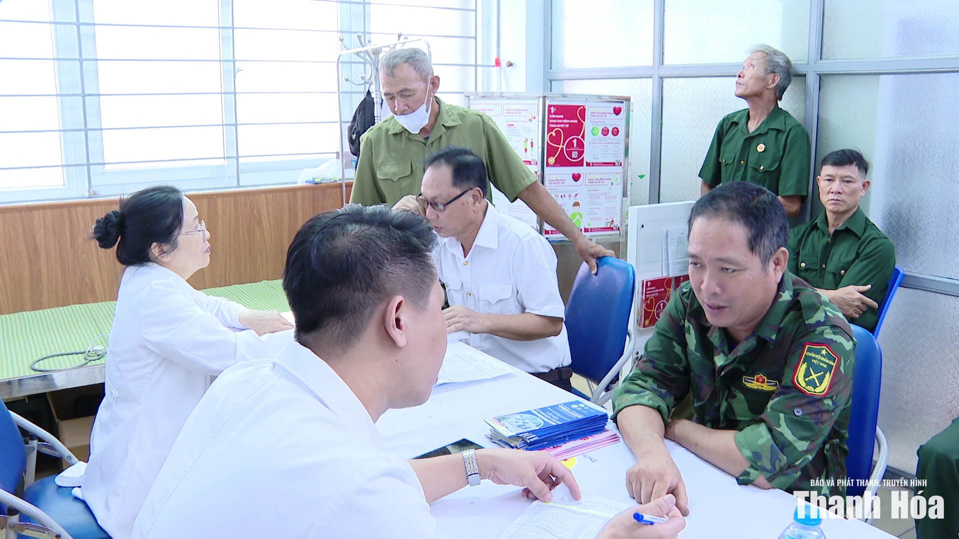 Nga Sơn tầm soát sức khoẻ miễn phí cho người dân, tri ân cựu chiến binh