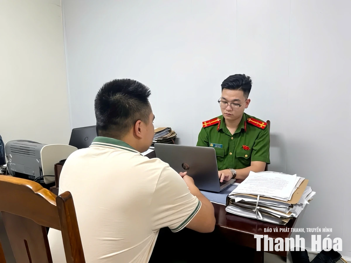Từ hai cơ sở có dấu hiệu bất thường, triệt phá đường dây nước hoa giả liên tỉnh