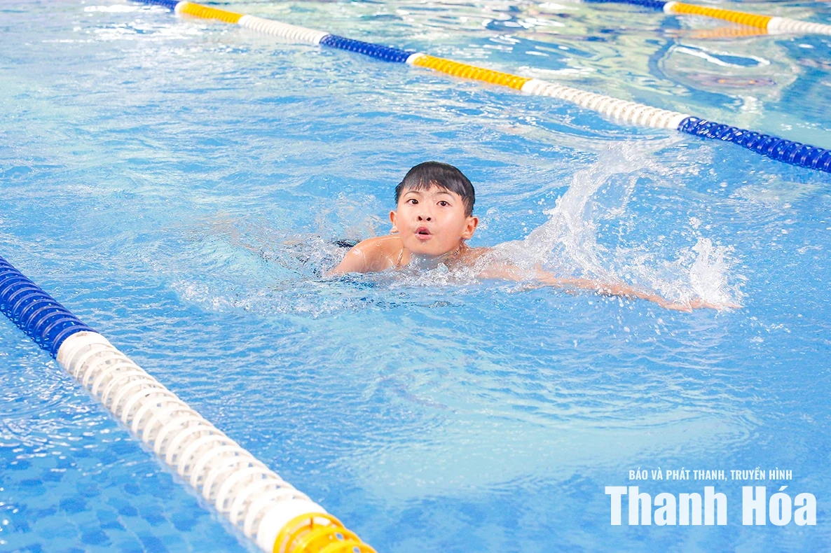 Lan tỏa phong trào học bơi, phòng chống đuối nước cho thiếu niên, nhi đồng