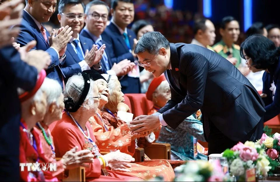 Thủ tướng Chính phủ dự Hội nghị Tri ân người có công với cách mạng toàn quốc năm 2026