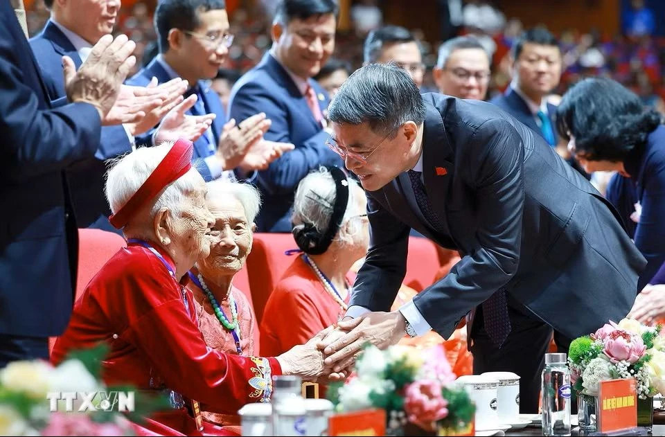 Thủ tướng Chính phủ dự Hội nghị Tri ân người có công với cách mạng toàn quốc năm 2026
