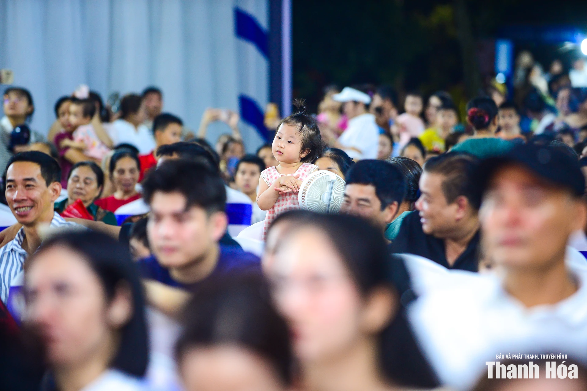 Yên Trung khai hội, đón nhận giải thưởng “Làng du lịch cộng đồng tốt nhất năm”