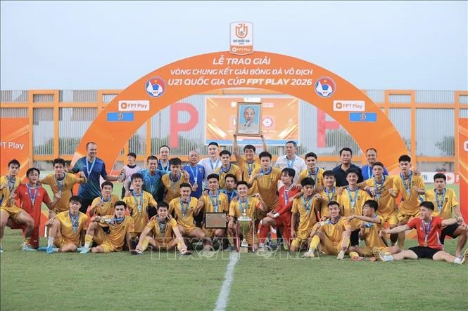 Sông Lam Nghệ An vô địch Giải bóng đá U21 Quốc gia 2026; Jose Mourinho quyết giữ Vinicius