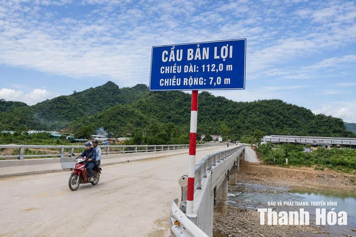 Xua tan nỗi lo chia cắt mùa lũ