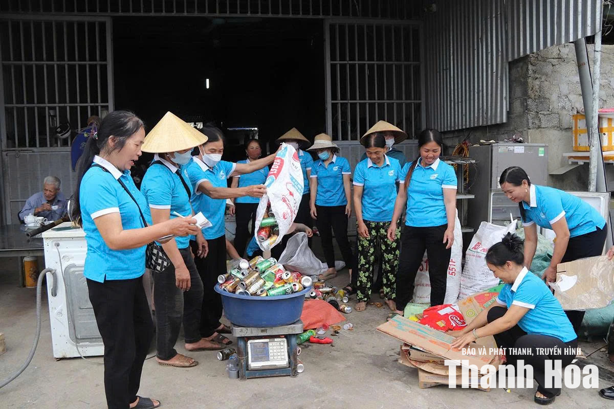Làm đẹp làng quê&nbsp;từ những điều bình dị