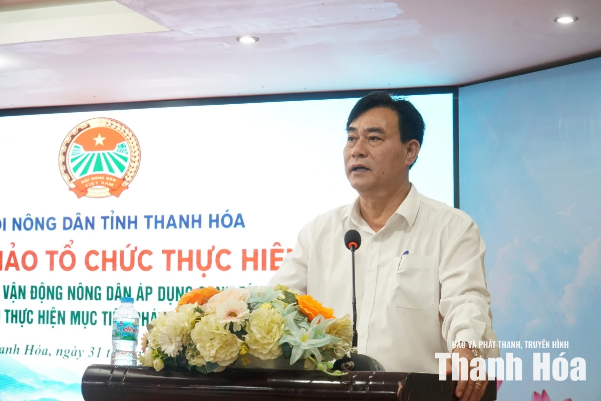 Tuyên truyền, vận động nông dân áp dụng canh tác lúa thân thiện với môi trường