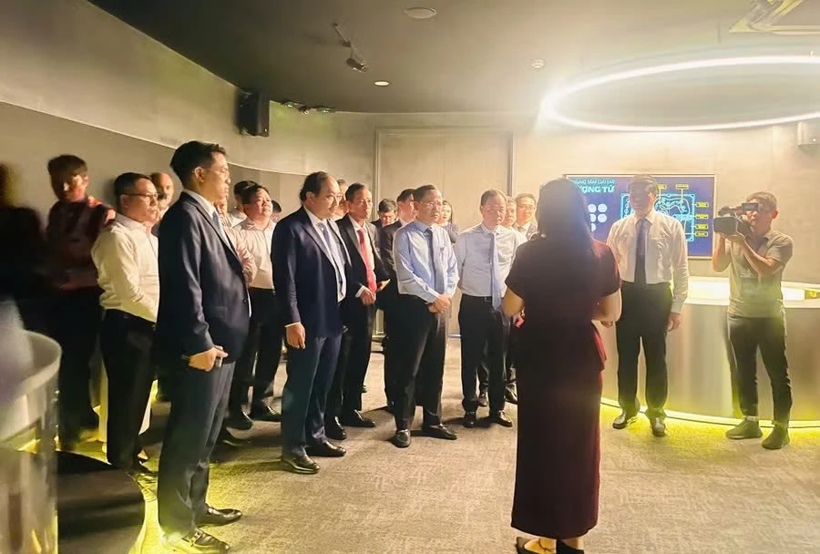 Khởi động Trung tâm giải mã Lượng tử Quang Trung