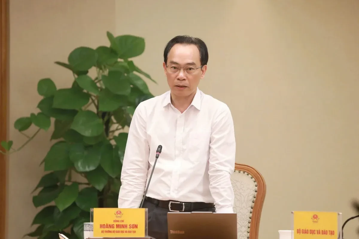 Giữ ổn định kỳ thi tốt nghiệp THPT, nghiên cứu giảm áp lực thi vào lớp 10