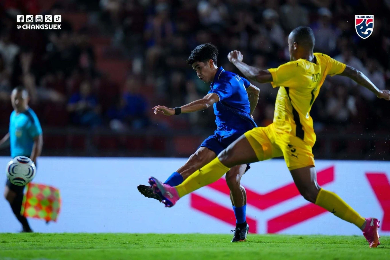 Quách Thị Lan và đội tiếp sức 4x400m nữ chuẩn bị cho ASIAD 20; Chủ tịch FIFA Gianni Infantino đối mặt nguy cơ mất chức