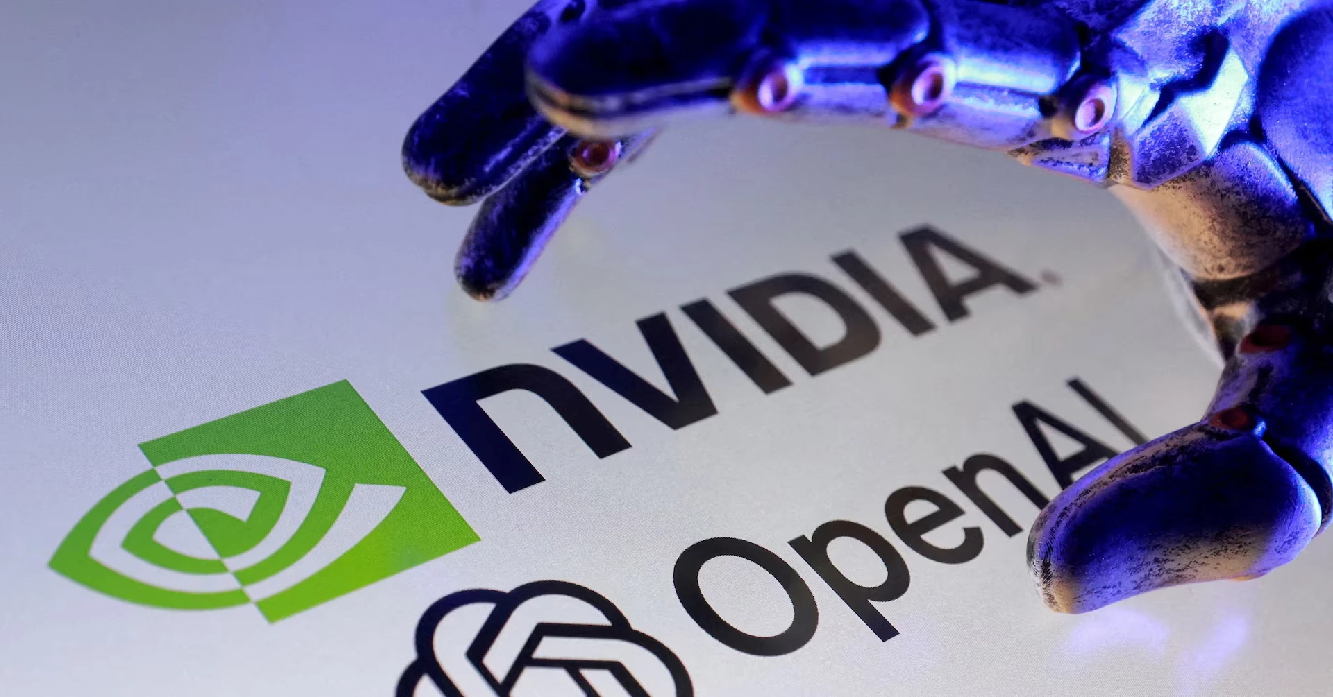 Nvidia hậu thuẫn OpenAI triển khai siêu trung tâm dữ liệu 500 tỷ USD