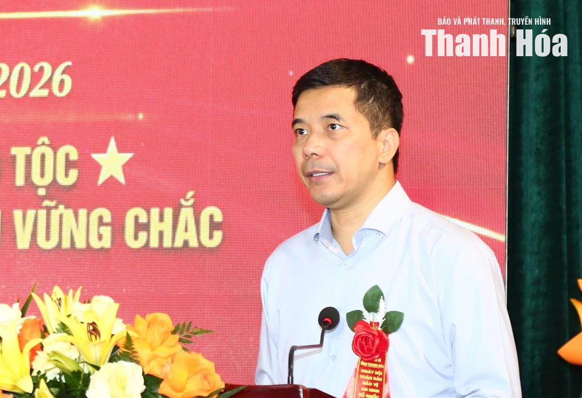 Phó Bí thư Thường trực Tỉnh ủy Nguyễn Hồng Phong dự “Ngày hội toàn dân bảo vệ an ninh Tổ quốc” tại xã Cẩm Tú