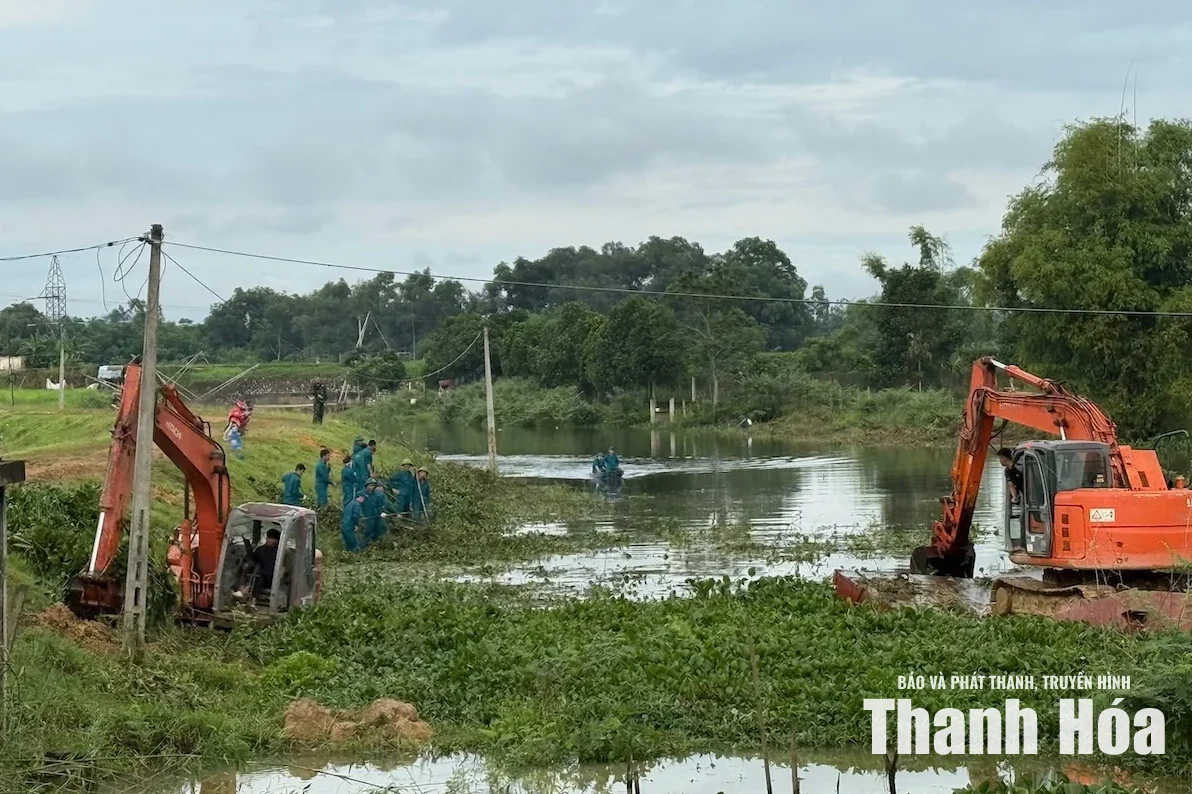Đảm bảo an toàn đê điều, thông suốt dòng chảy trong mùa mưa bão
