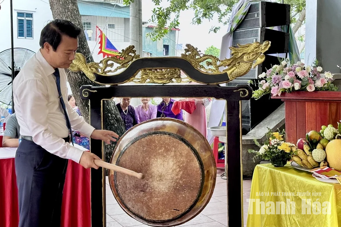 Phường Hàm Rồng tổ chức lễ dâng hương tại di tích đền Hạ