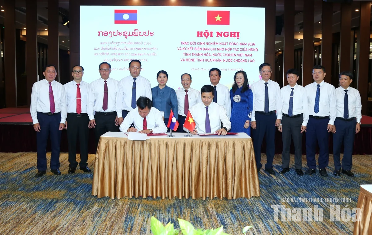 HĐND hai tỉnh Thanh Hóa - Hủa Phăn ký kết Biên bản ghi nhớ hợp tác