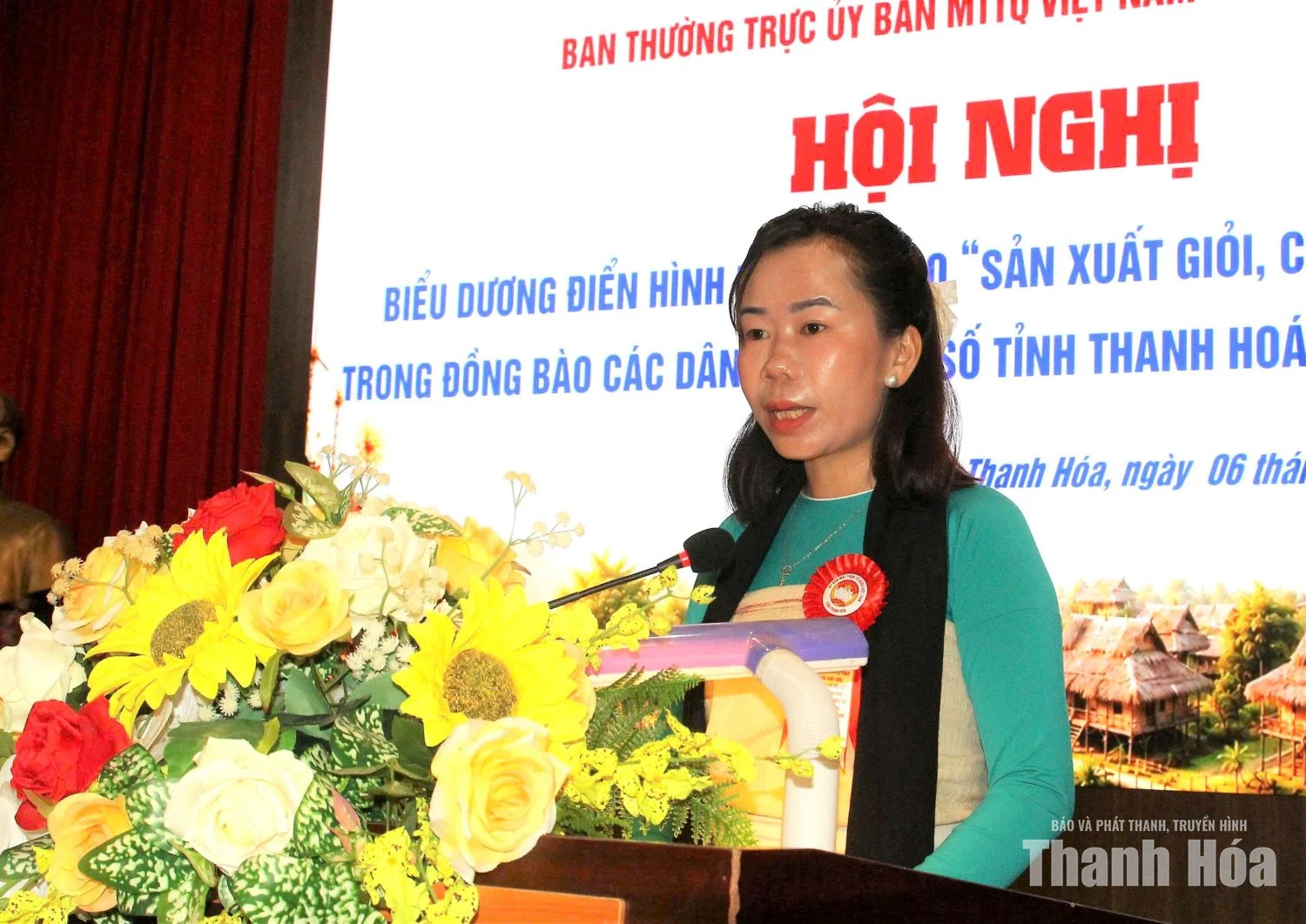 Biểu dương điển hình “Sản xuất giỏi, công tác xã hội tốt” trong đồng bào dân tộc thiểu số