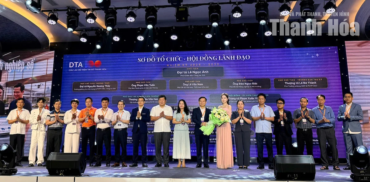 Ra mắt Câu lạc bộ “Niềm tin số Thanh Hóa”