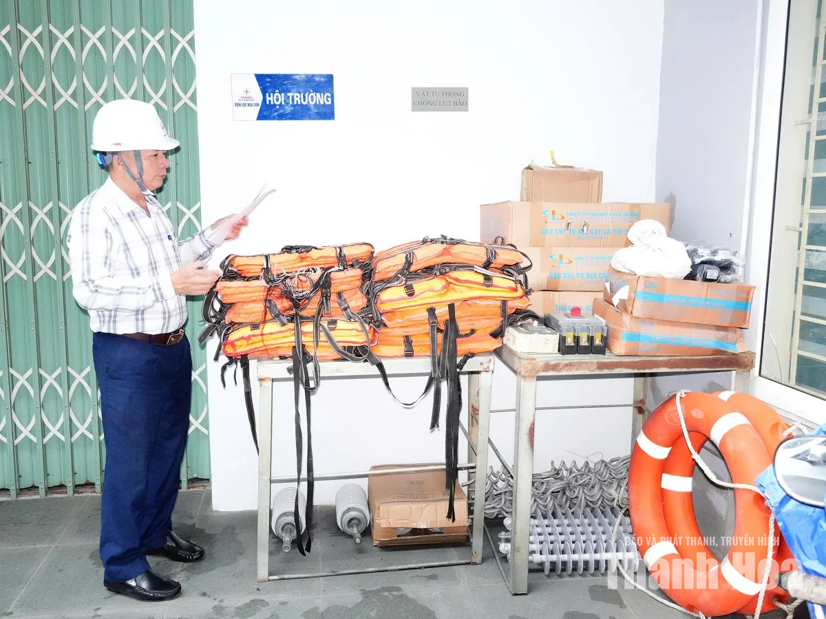 Chủ động ứng phó thiên tai, bảo đảm an toàn lưới điện và cuộc sống Nhân dân