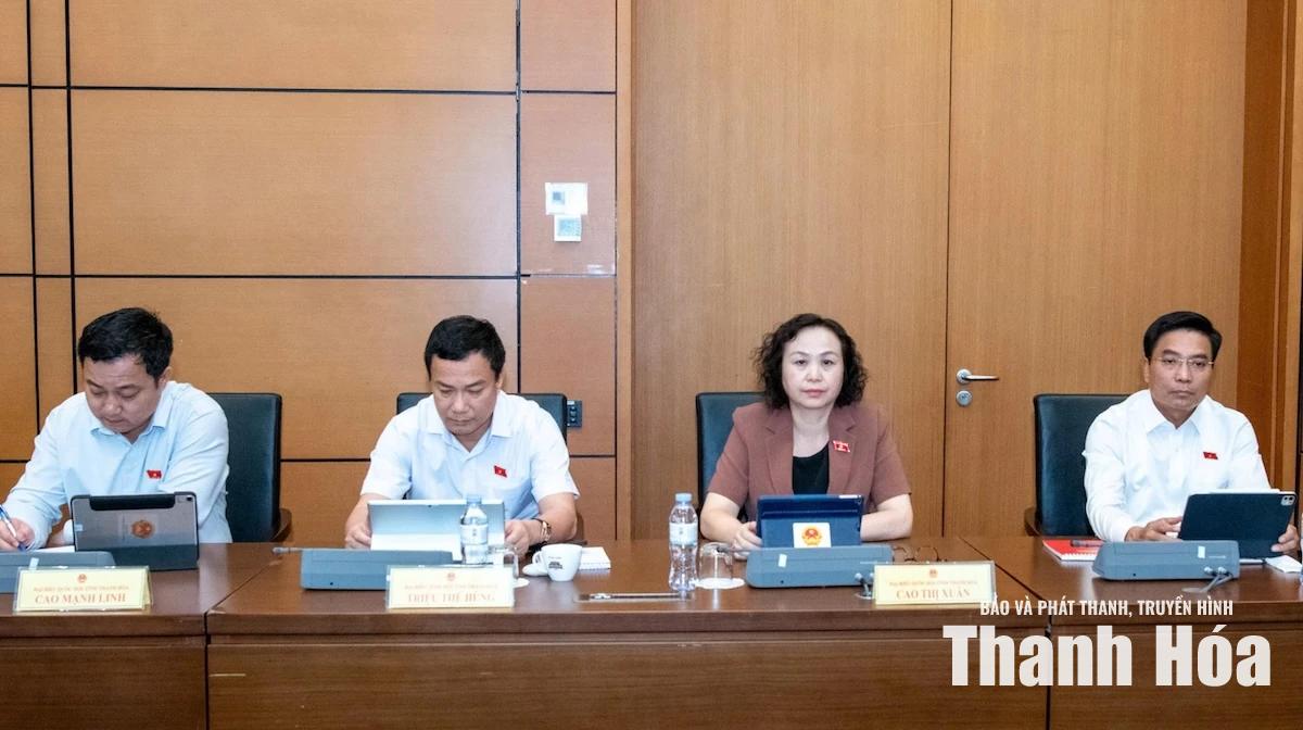 ĐBQH tỉnh Thanh Hóa đề xuất hoàn thiện các quy định về quốc phòng và phổ biến, giáo dục pháp luật