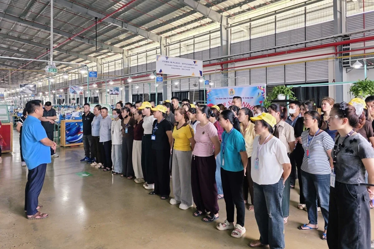 Kiến nghị của công nhân được giải quyết, người lao động đồng loạt đi làm trở lại